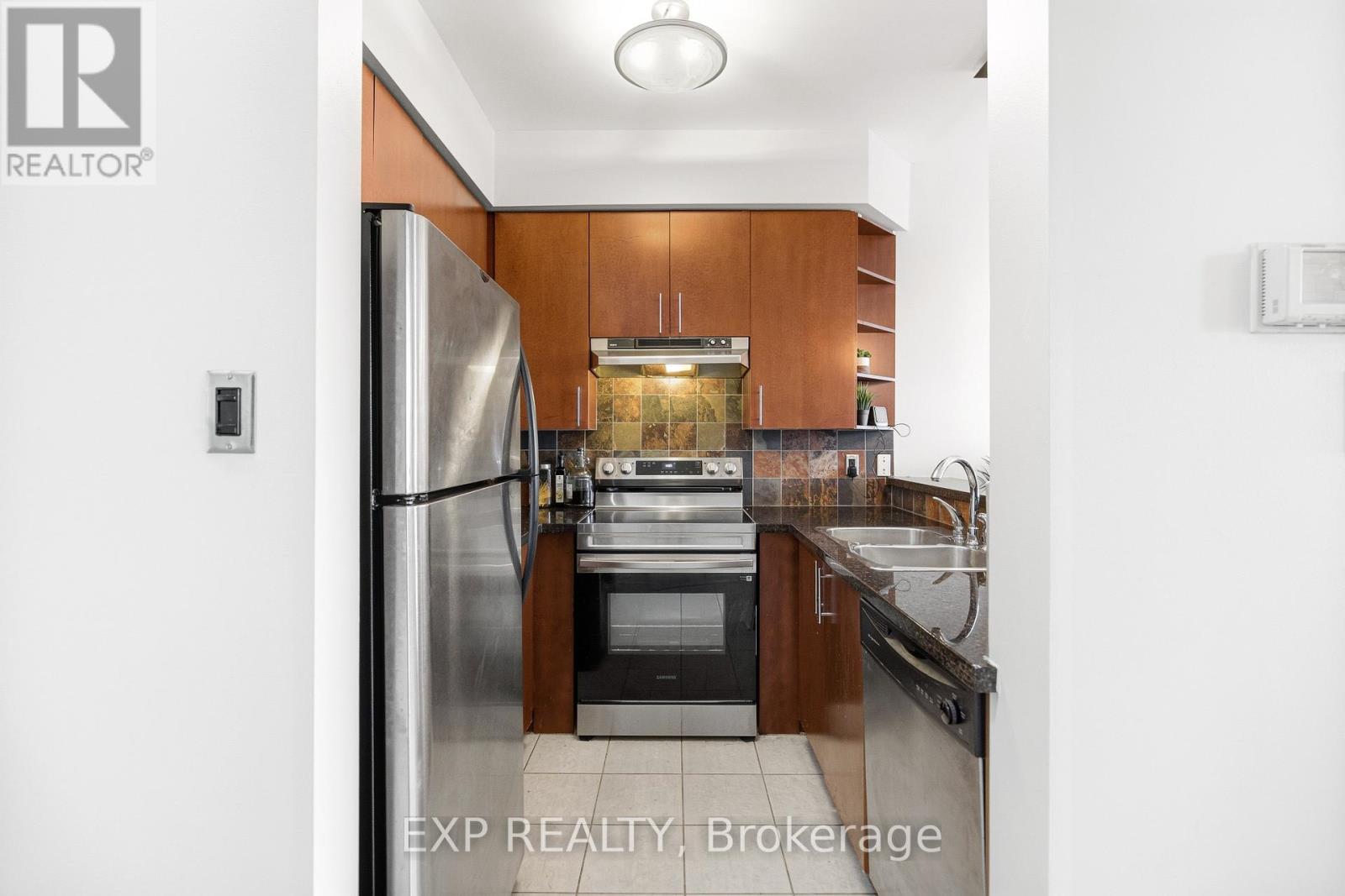 402 - 711 Churchill Avenue, Ottawa, Ontario  K1Z 5G6 - Photo 9 - X12890866