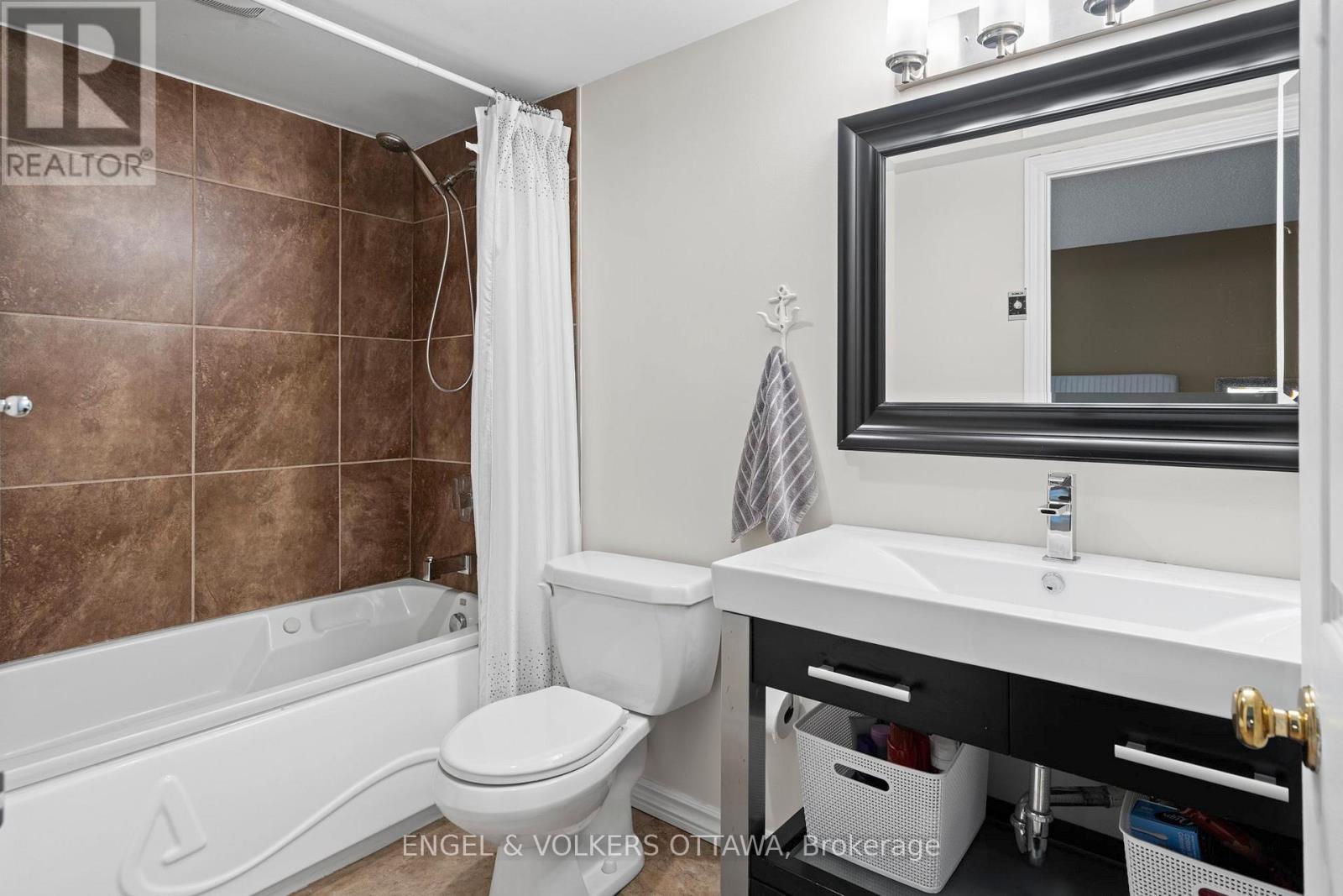 207 - 10 Main Street, Ottawa, Ontario  K1S 1M9 - Photo 18 - X12890892