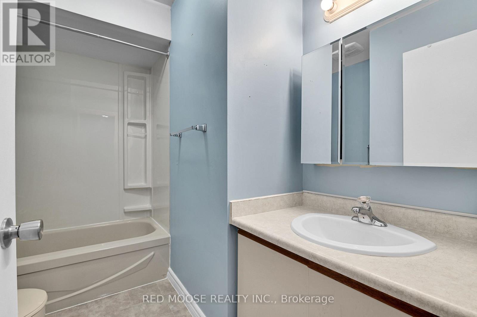 1983 Greenvale Lane, Ottawa, Ontario  K1C 6E4 - Photo 28 - X12891006