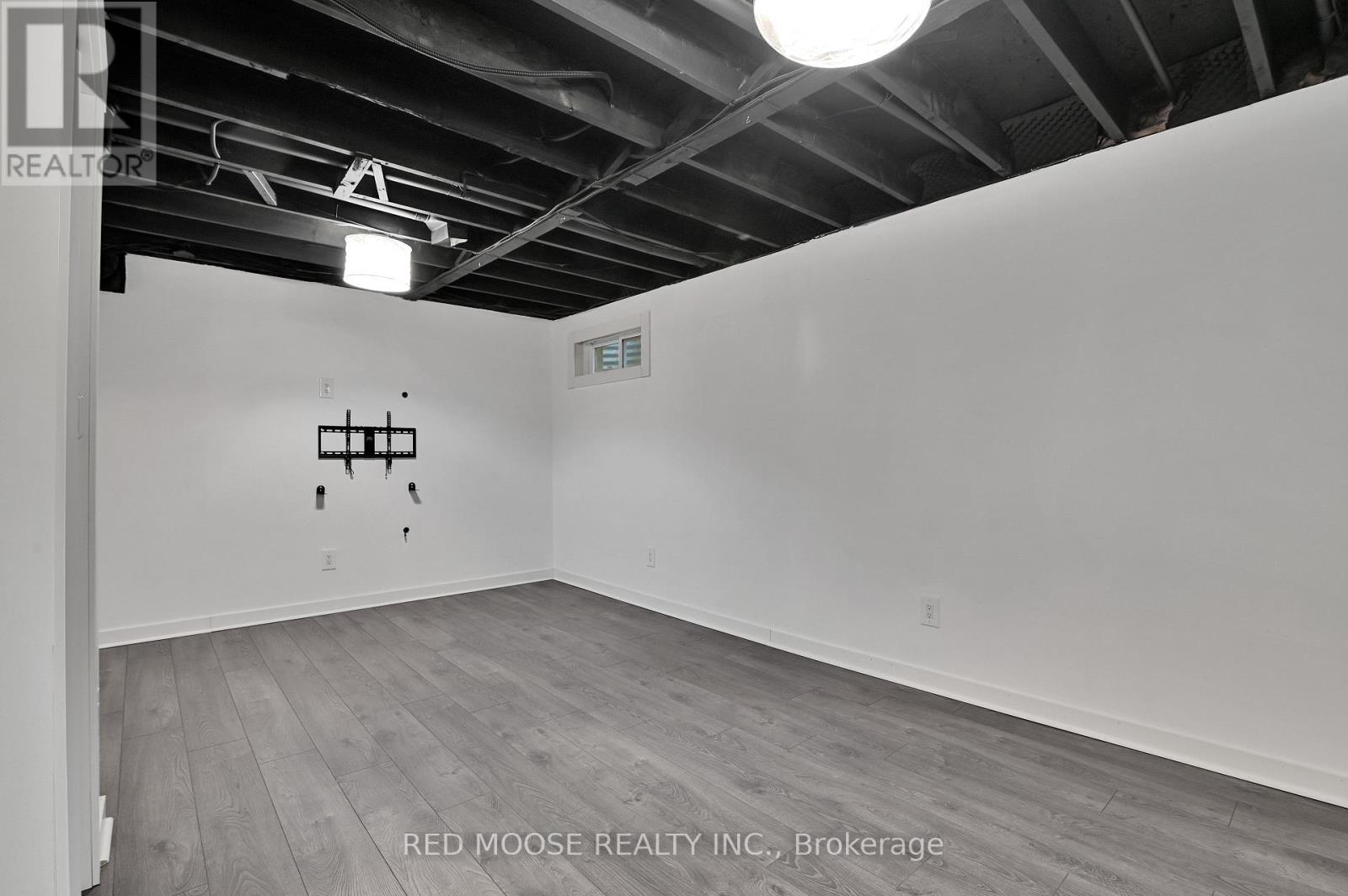 1983 Greenvale Lane, Ottawa, Ontario  K1C 6E4 - Photo 37 - X12891006