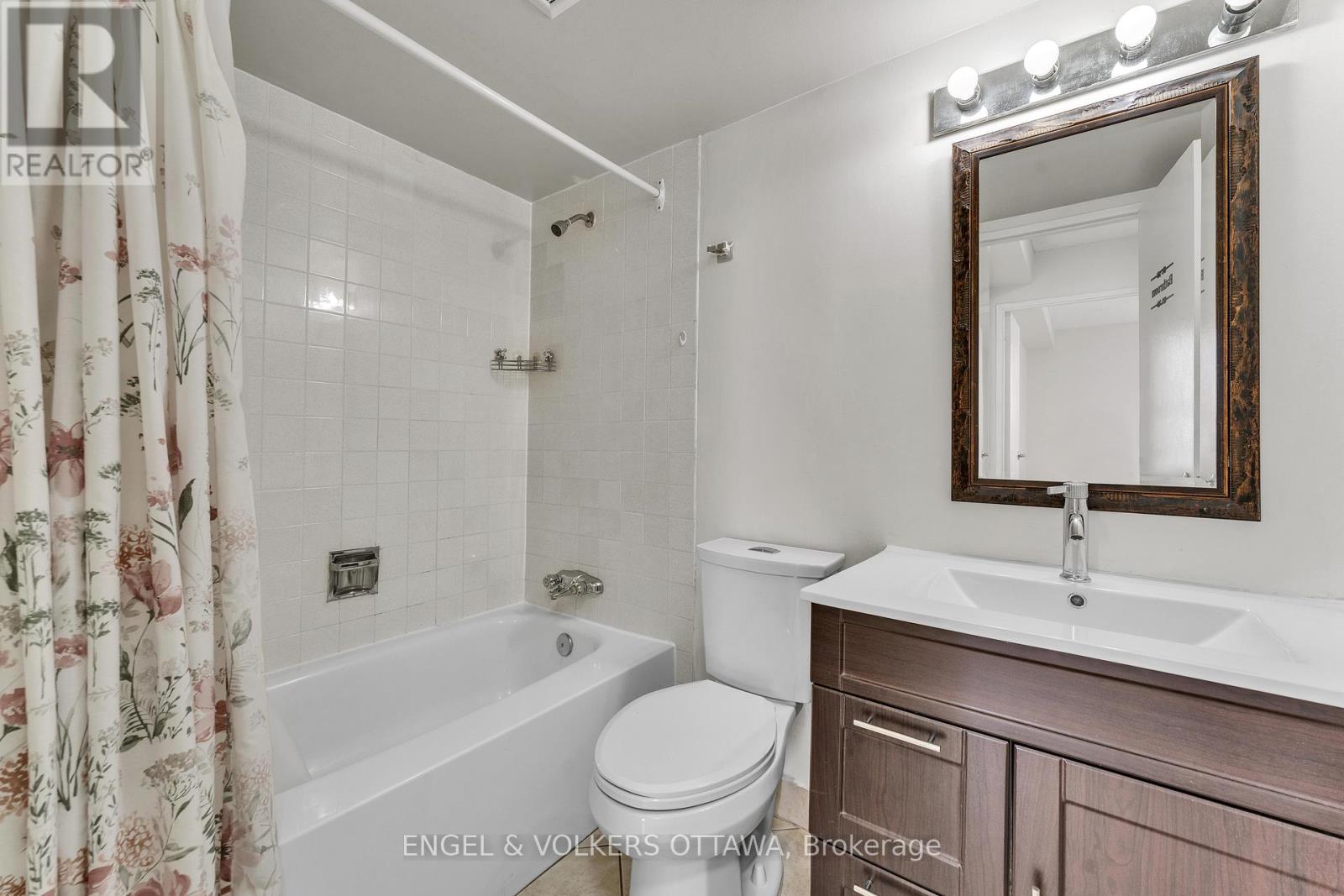 2002 - 665 Bathgate Drive, Ottawa, Ontario  K1K 3Y4 - Photo 19 - X12891018