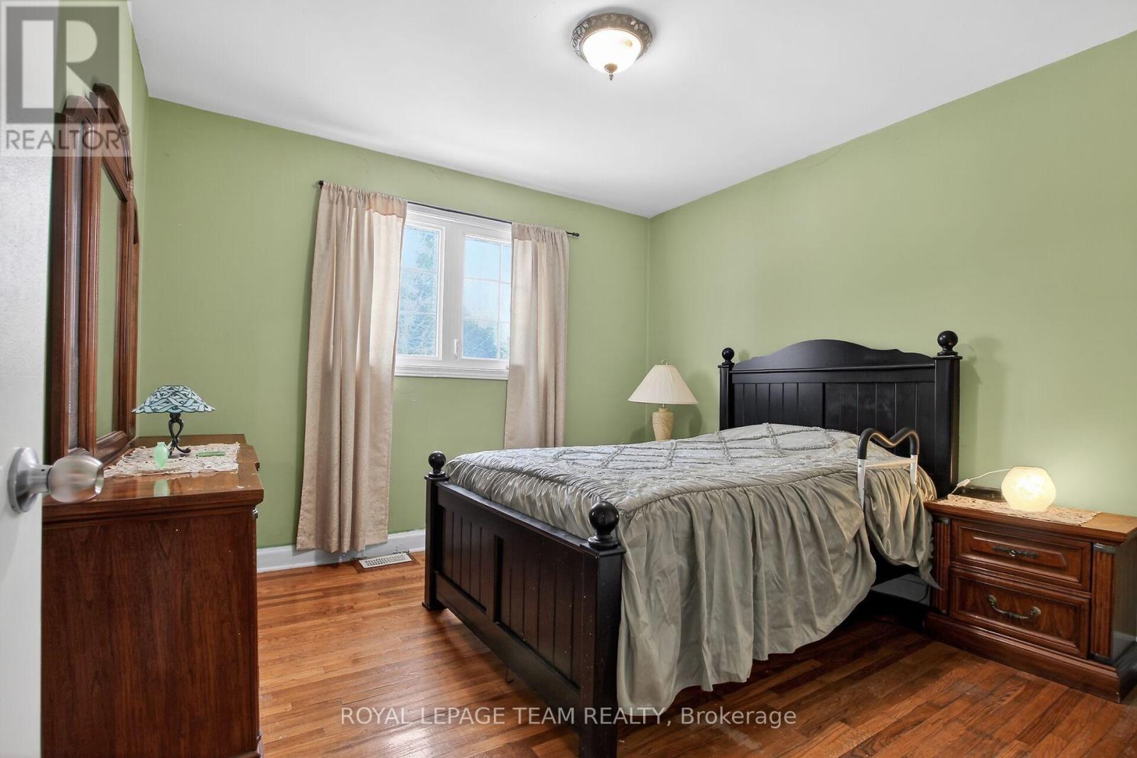 36 Rita Avenue, Ottawa, Ontario  K2G 2G6 - Photo 16 - X12891038