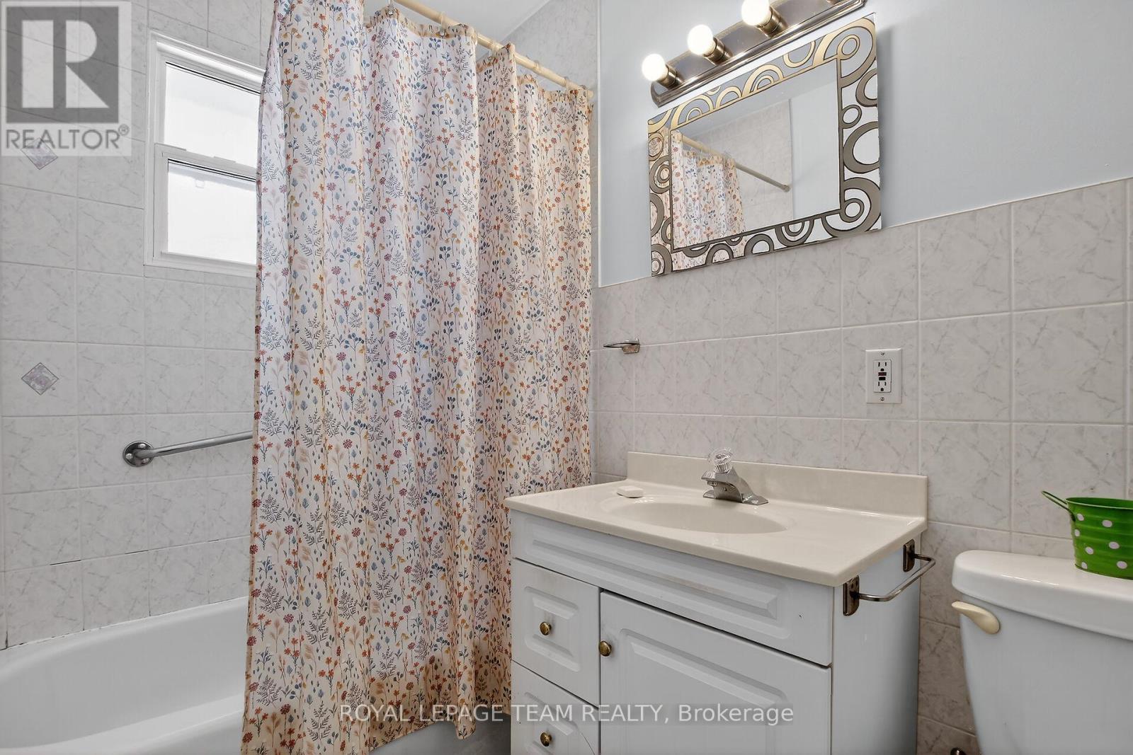 36 Rita Avenue, Ottawa, Ontario  K2G 2G6 - Photo 23 - X12891038