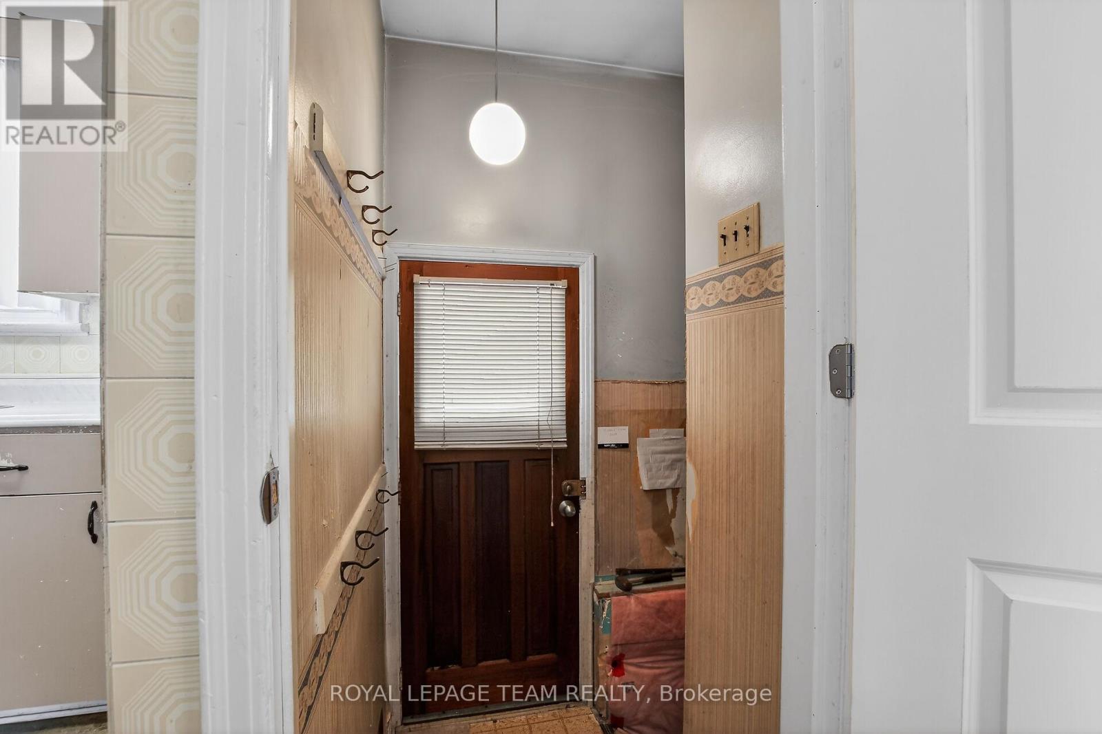 36 Rita Avenue, Ottawa, Ontario  K2G 2G6 - Photo 25 - X12891038