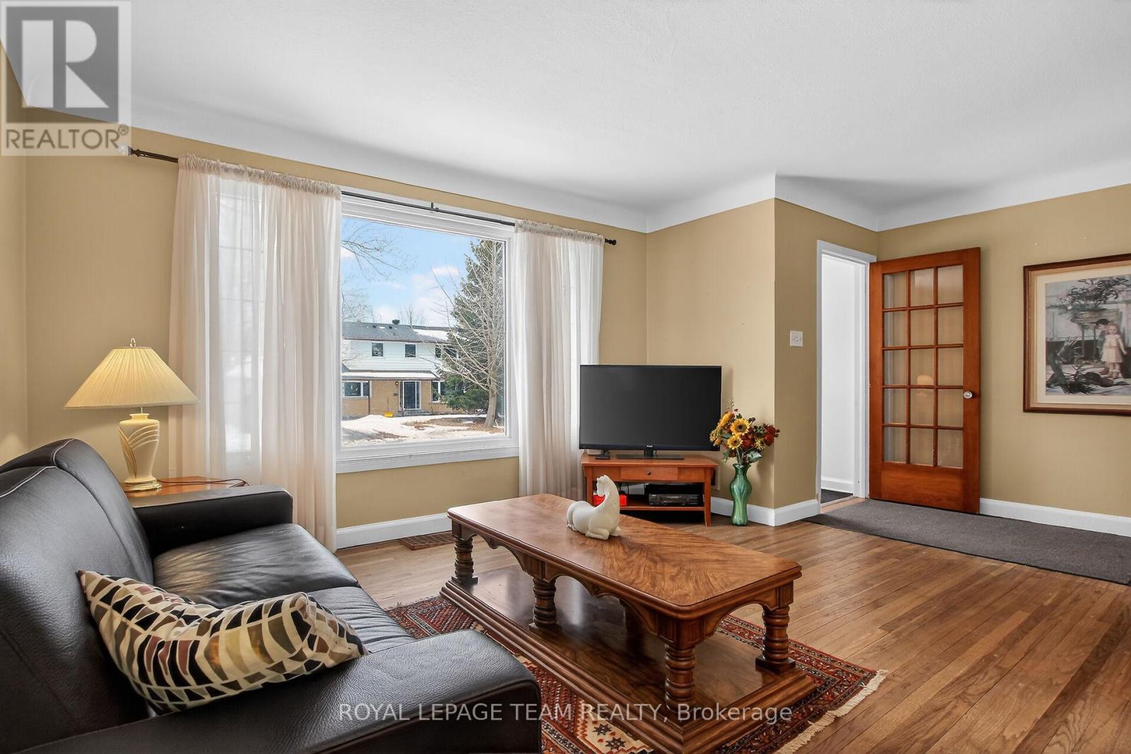 36 Rita Avenue, Ottawa, Ontario  K2G 2G6 - Photo 5 - X12891038