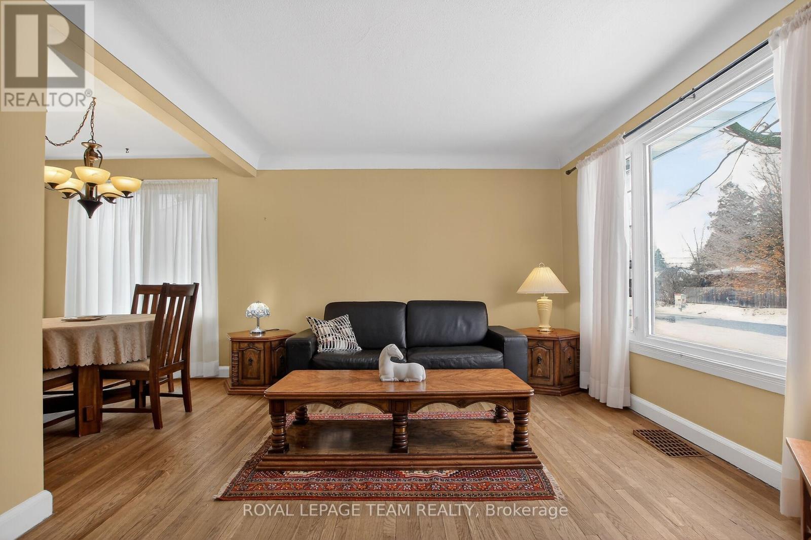 36 Rita Avenue, Ottawa, Ontario  K2G 2G6 - Photo 7 - X12891038