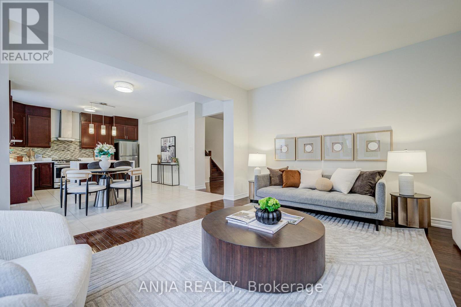 74 Hammersly Boulevard, Markham, Ontario  L6E 0L1 - Photo 15 - N12890820