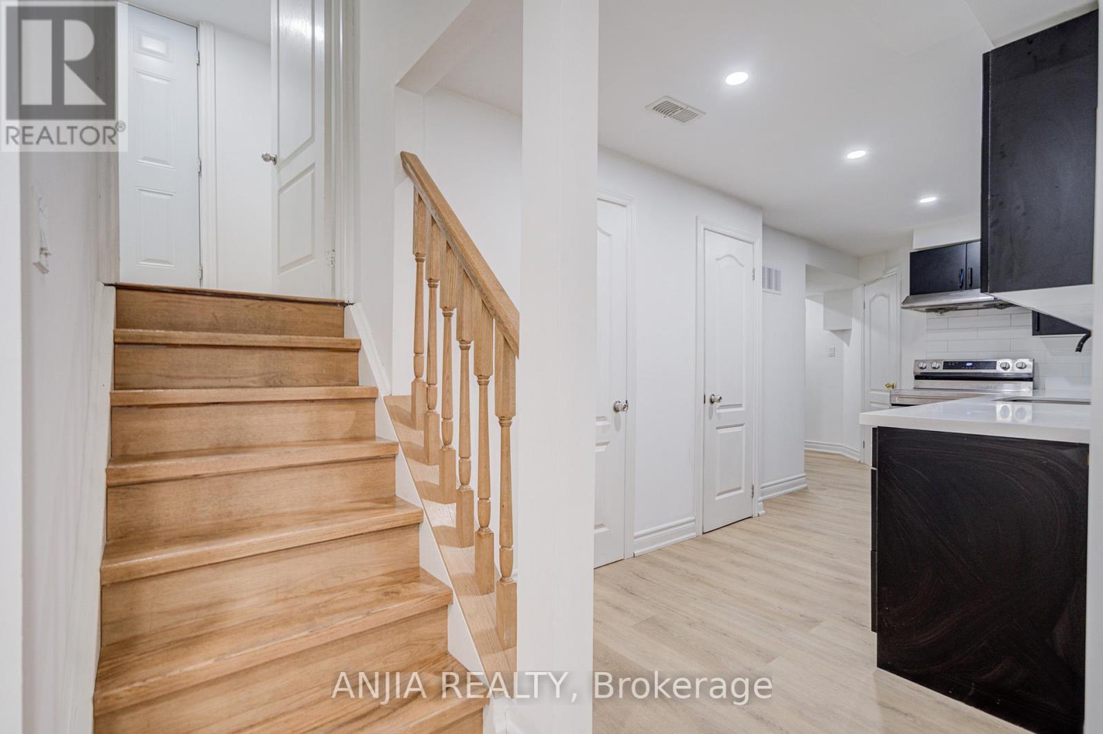 74 Hammersly Boulevard, Markham, Ontario  L6E 0L1 - Photo 39 - N12890820