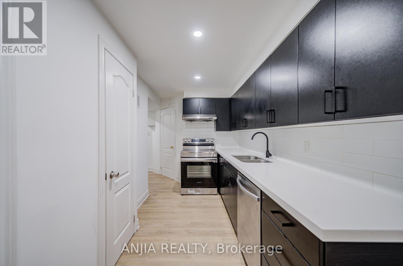 74 Hammersly Boulevard, Markham, Ontario  L6E 0L1 - Photo 40 - N12890820