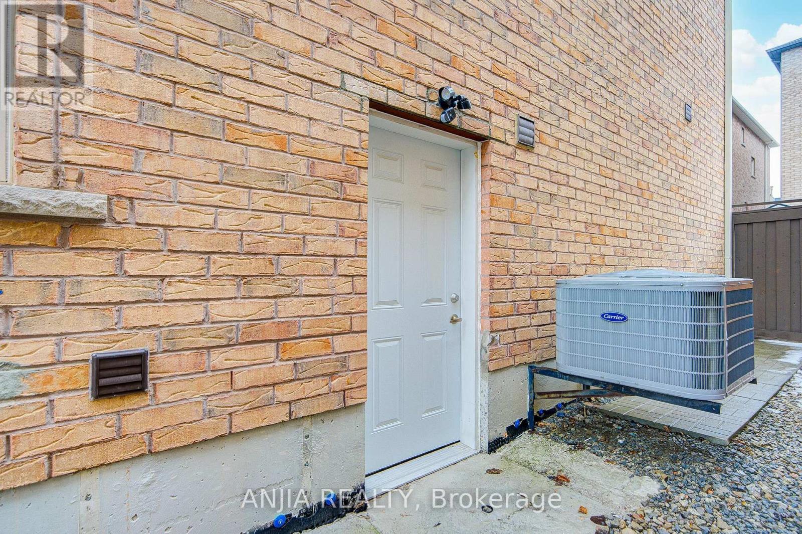 74 Hammersly Boulevard, Markham, Ontario  L6E 0L1 - Photo 47 - N12890820