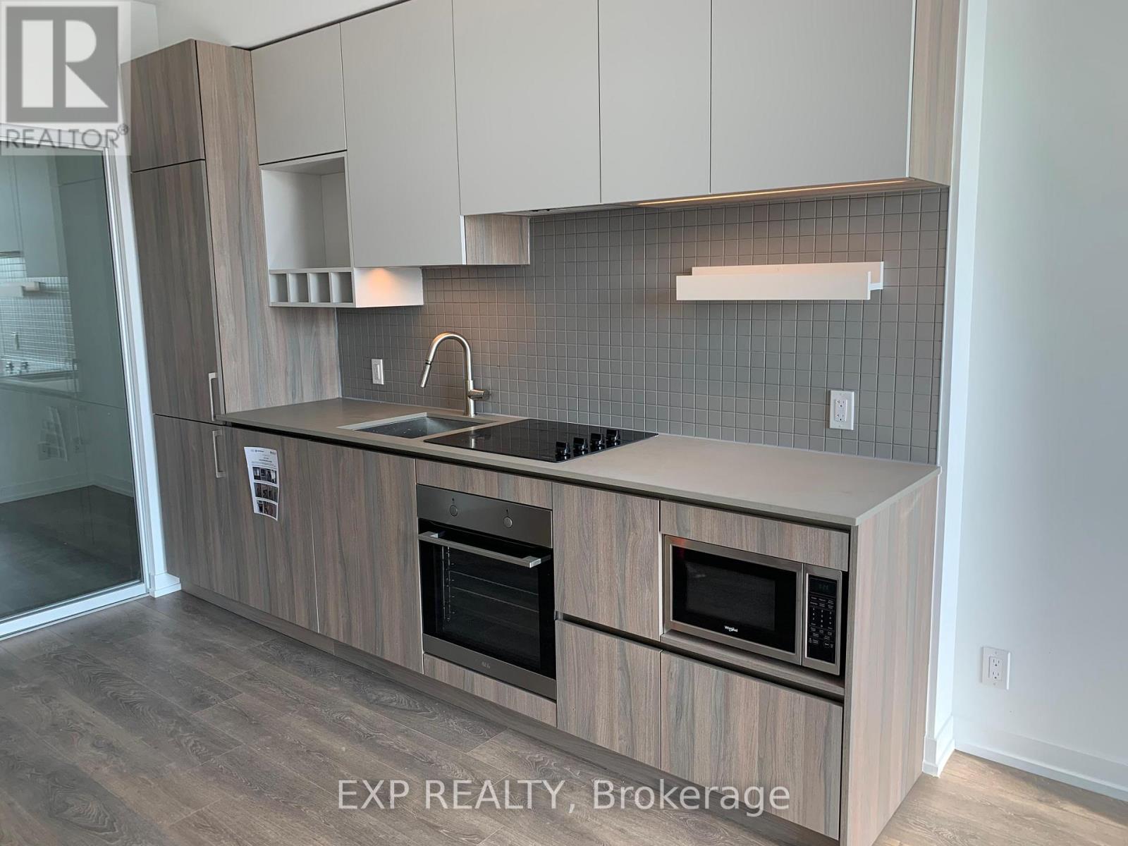 3205 - 950 Portage Parkway, Vaughan, Ontario  L4K 0J7 - Photo 2 - N12890884