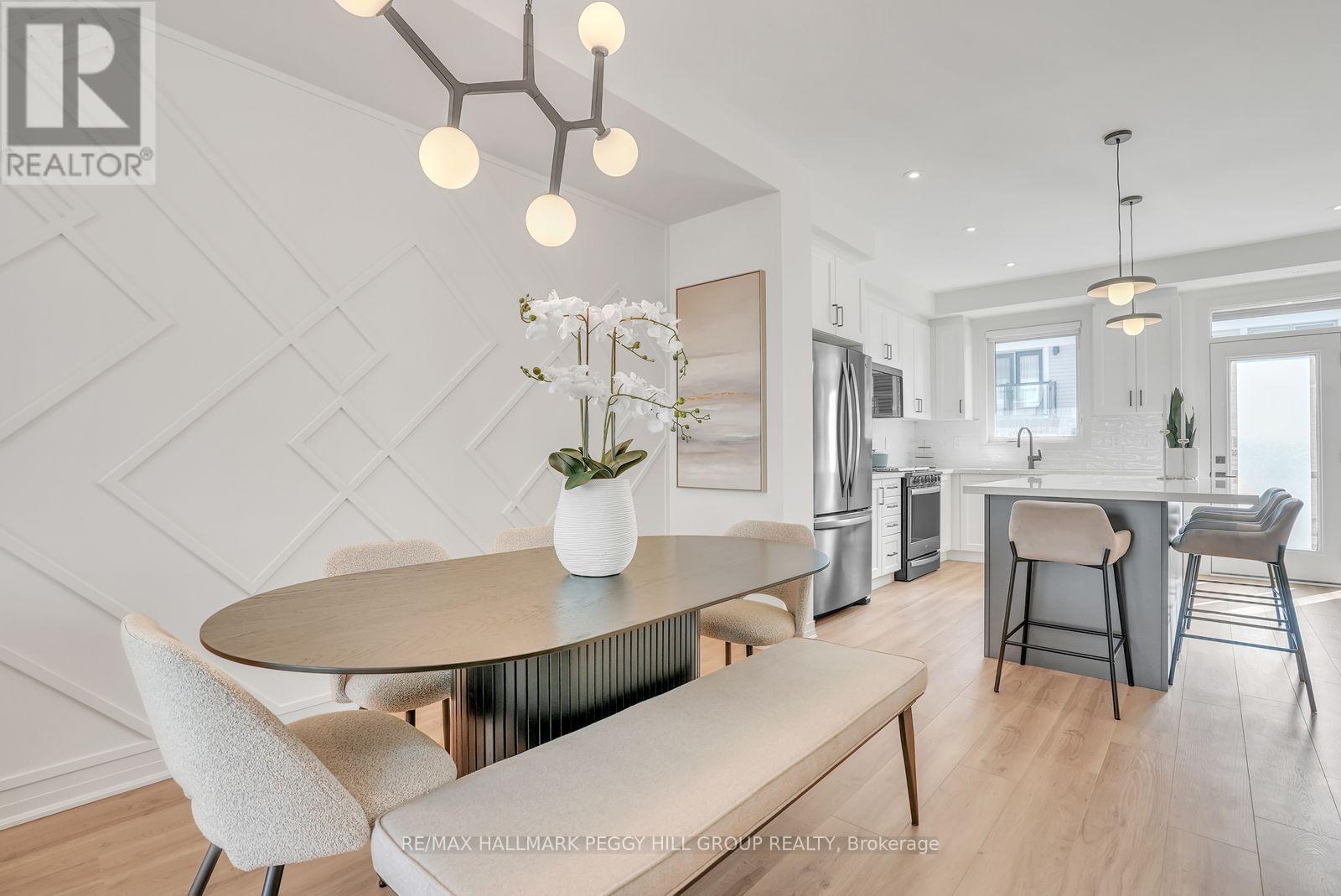 86 Brandon Crescent, New Tecumseth (Tottenham), Ontario  L0G 1W0 - Photo 2 - N12890910