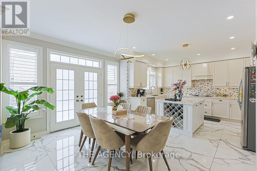 48 Tonner Crescent, Aurora, Ontario  L4G 0G6 - Photo 13 - N12890922