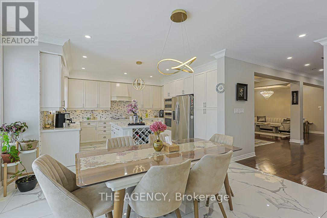 48 Tonner Crescent, Aurora, Ontario  L4G 0G6 - Photo 14 - N12890922