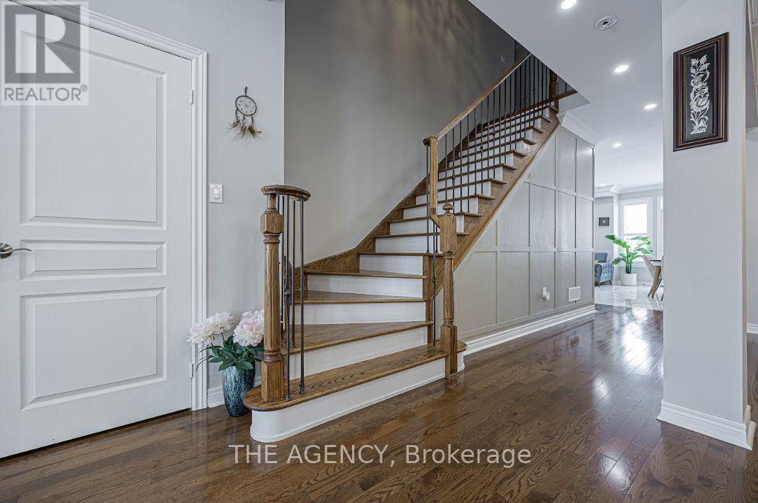 48 Tonner Crescent, Aurora, Ontario  L4G 0G6 - Photo 23 - N12890922