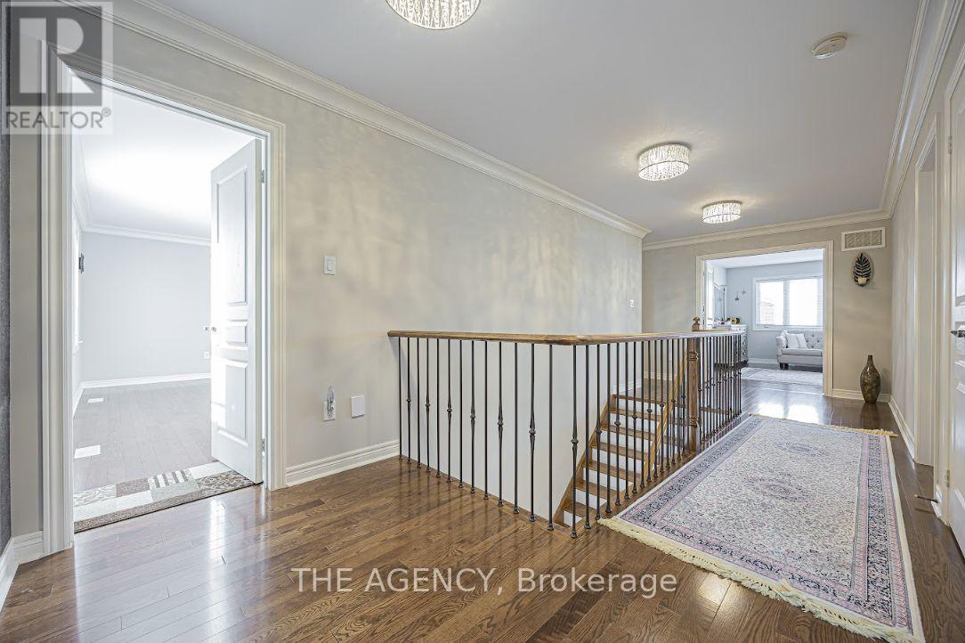 48 Tonner Crescent, Aurora, Ontario  L4G 0G6 - Photo 25 - N12890922