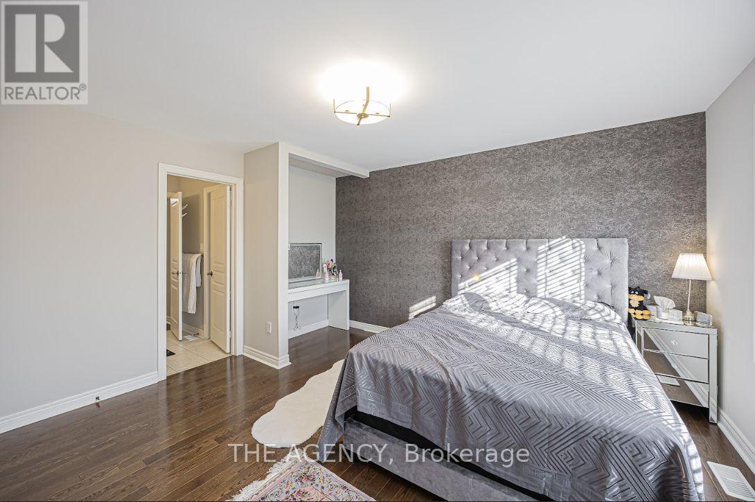 48 Tonner Crescent, Aurora, Ontario  L4G 0G6 - Photo 31 - N12890922