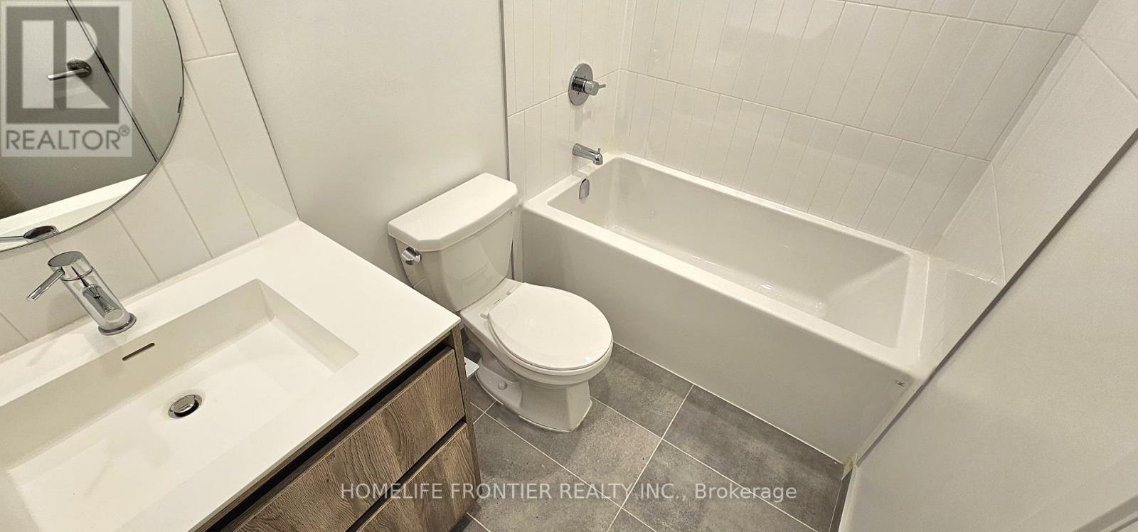 318 - 7950 Bathurst Street, Vaughan, Ontario  L4J 0L4 - Photo 8 - N12890950