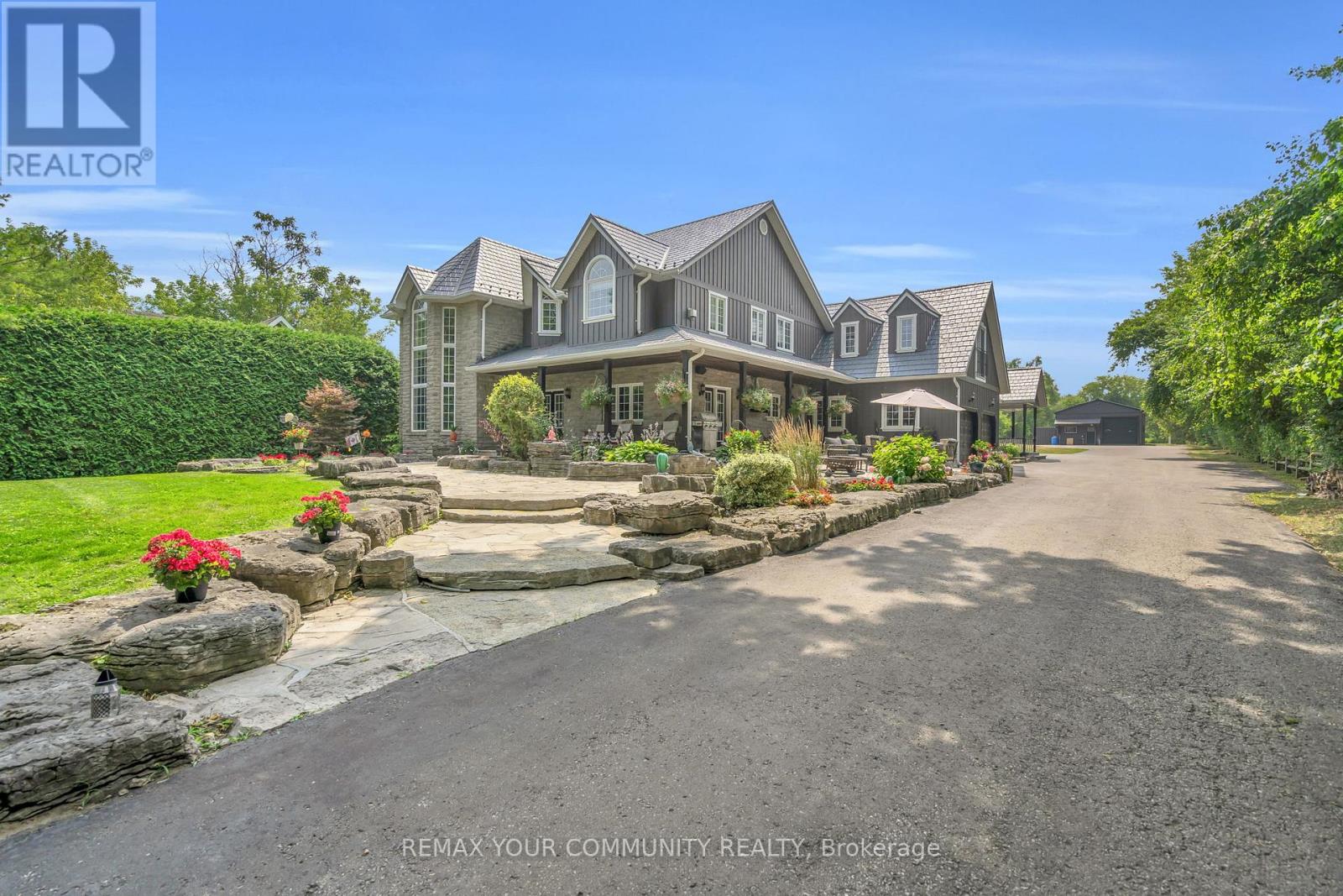 515 LAKE DRIVE E, Georgina, Ontario