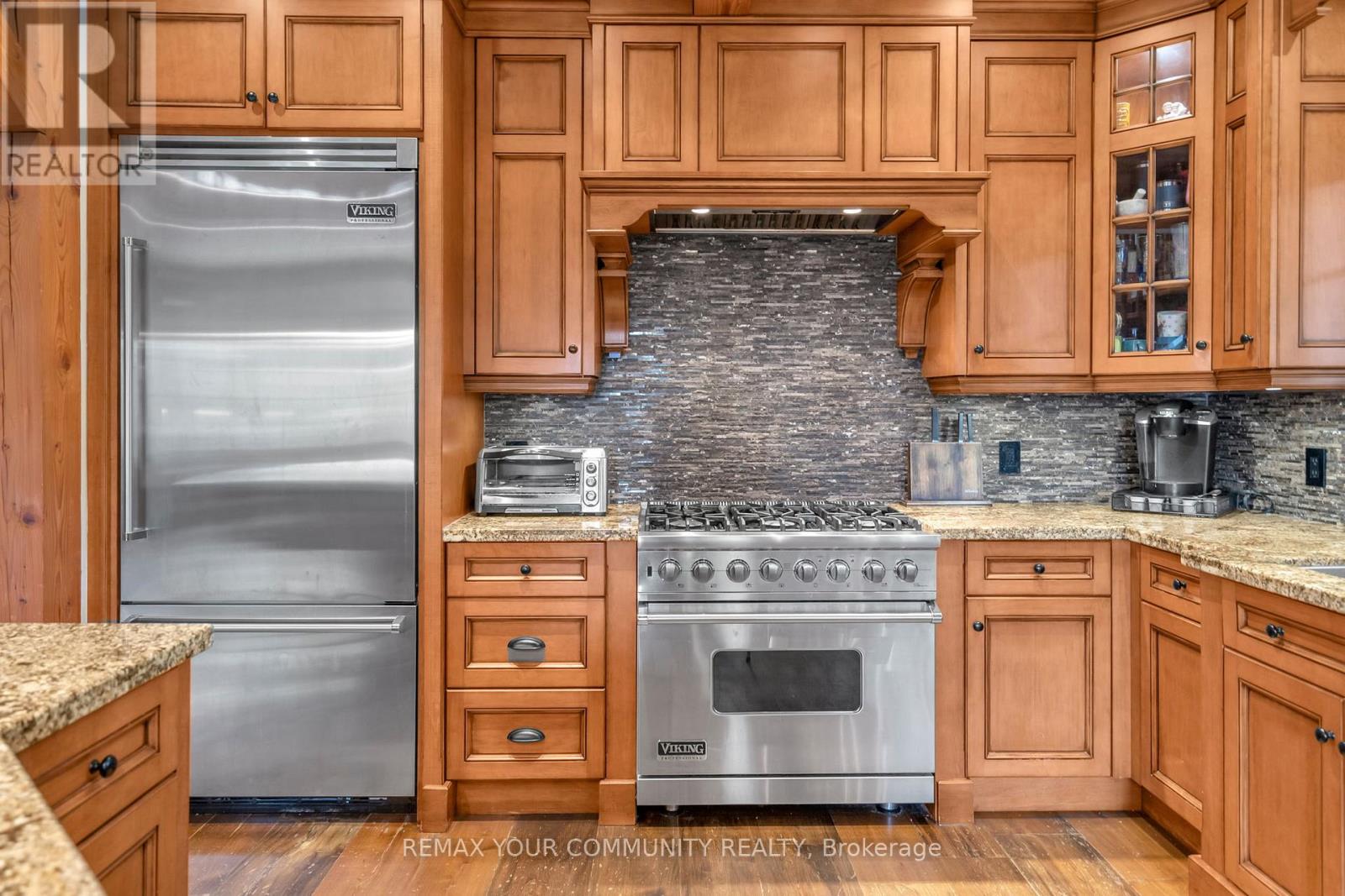 515 Lake Drive E, Georgina, Ontario  L0E 1S0 - Photo 22 - N12890964