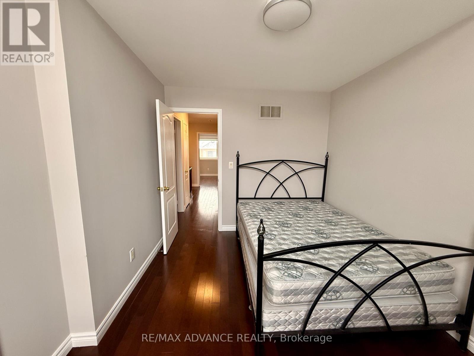 69 Aries Crescent, Markham, Ontario  L6C 2B7 - Photo 24 - N12891068