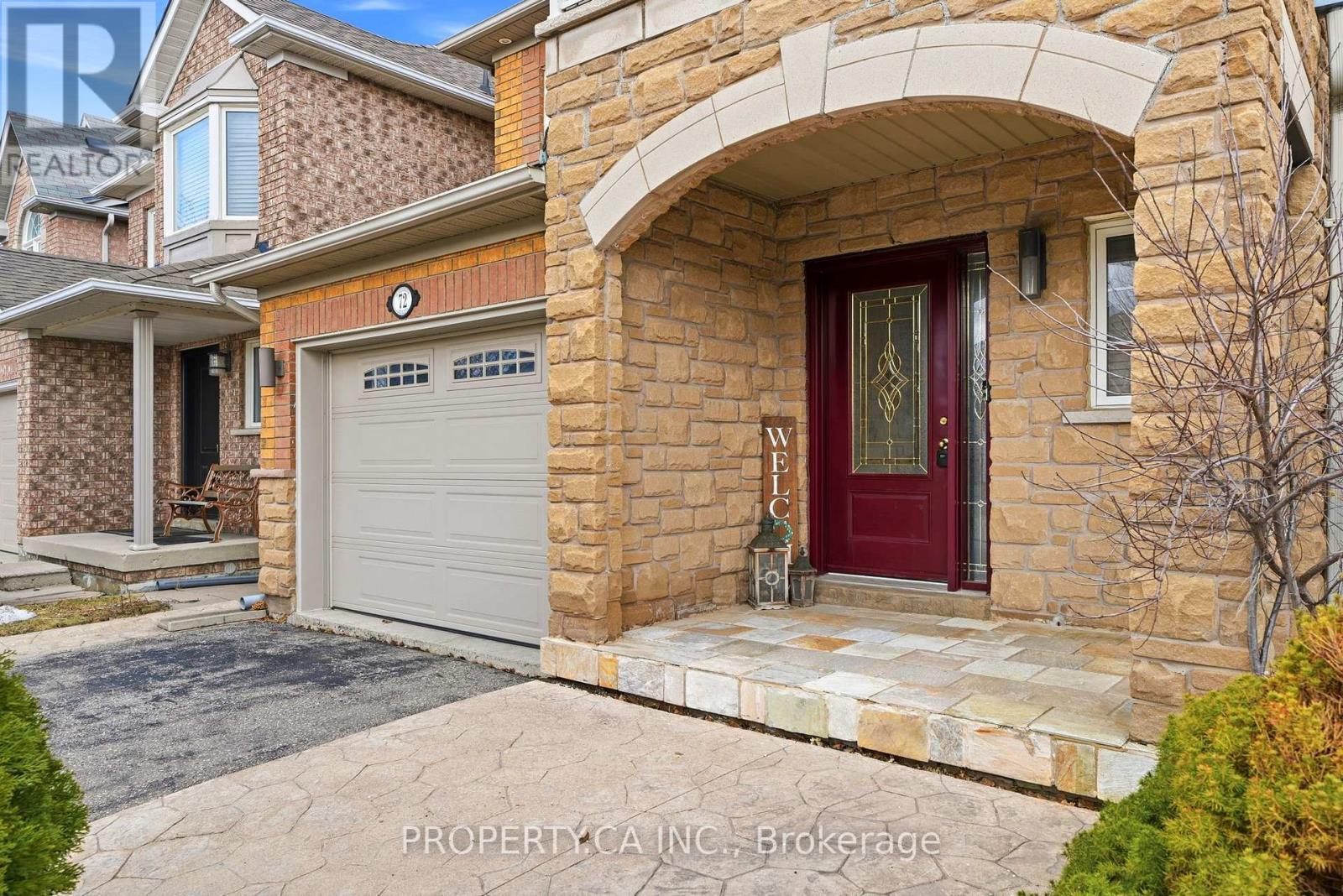 72 Beaverbrook Crescent, Vaughan, Ontario  L6A 3T3 - Photo 4 - N12891074