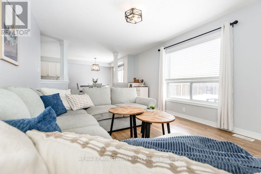 8 Brownley Lane, Essa (Angus), Ontario  L0M 1B0 - Photo 18 - N12891080