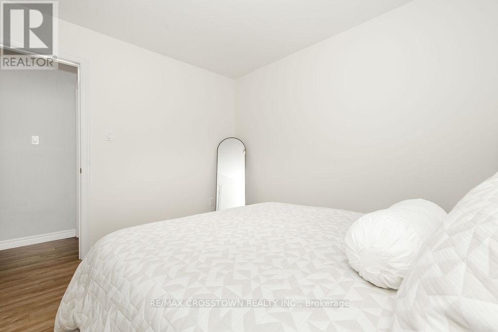 8 Brownley Lane, Essa (Angus), Ontario  L0M 1B0 - Photo 30 - N12891080