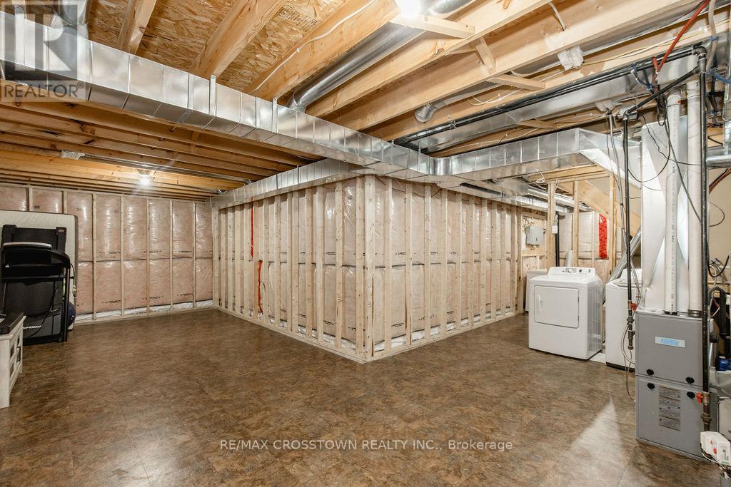 8 Brownley Lane, Essa (Angus), Ontario  L0M 1B0 - Photo 38 - N12891080