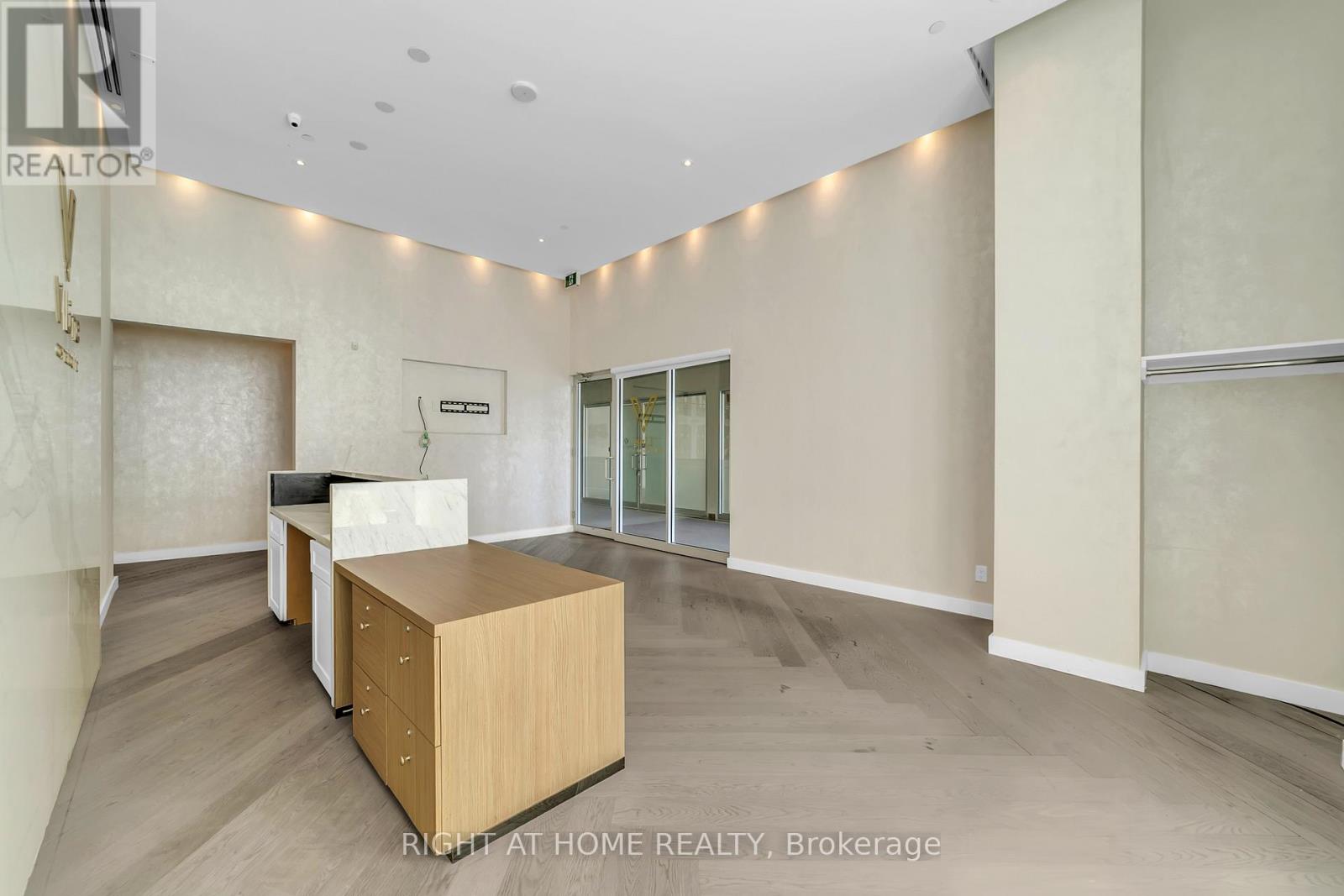 115/116 - 7191 Yonge Street, Markham (Grandview), Ontario  L3T 0C4 - Photo 19 - N12891094