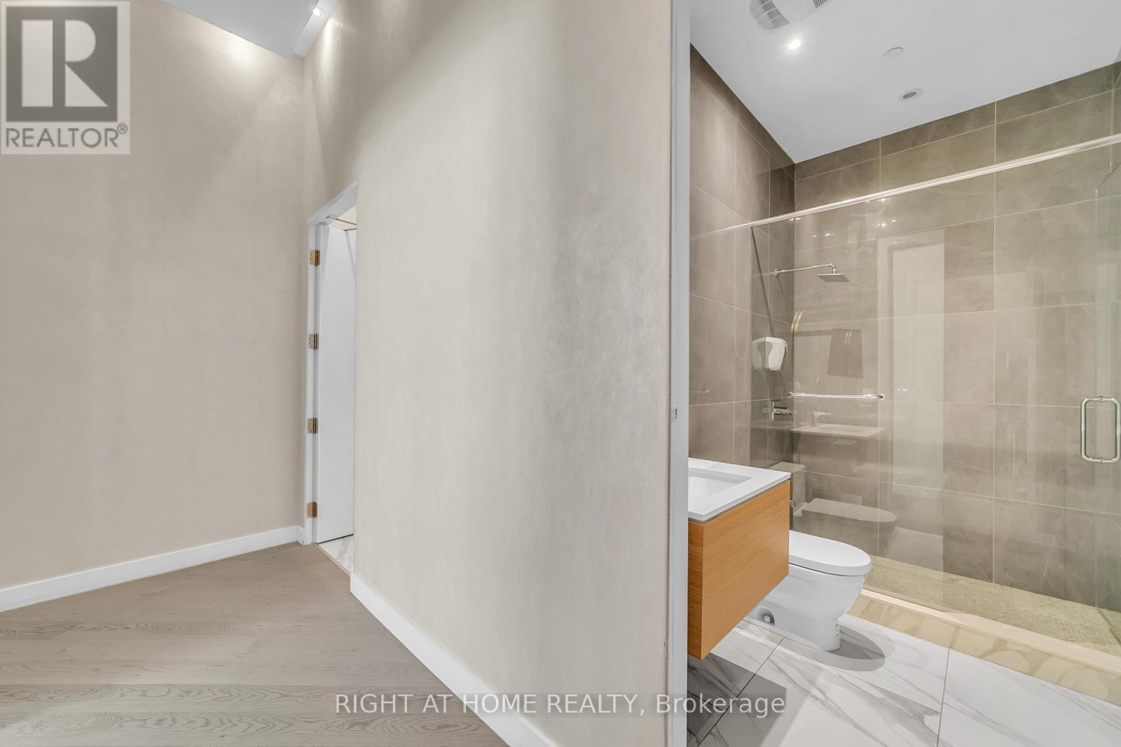 115/116 - 7191 Yonge Street, Markham (Grandview), Ontario  L3T 0C4 - Photo 23 - N12891094