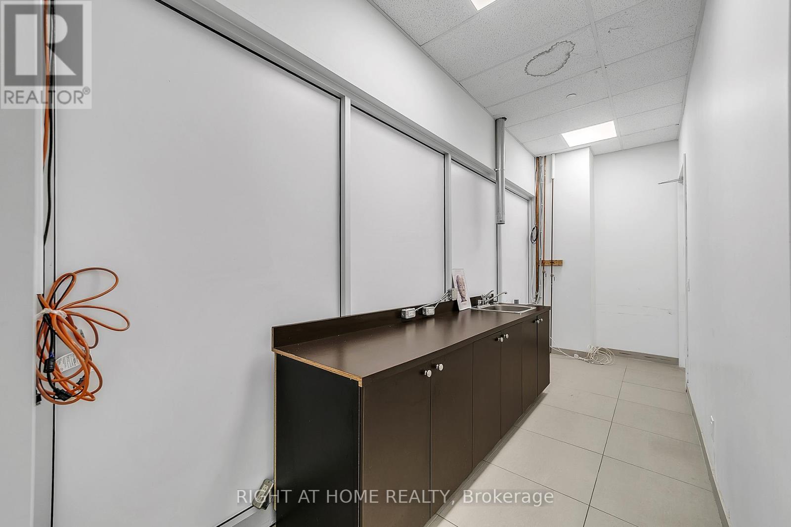 115/116 - 7191 Yonge Street, Markham (Grandview), Ontario  L3T 0C4 - Photo 37 - N12891094