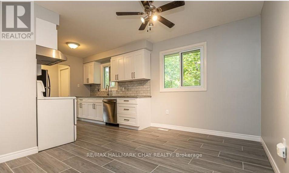 Main Floor - 33 B Grove Street E, Barrie, Ontario  L4M 2N8 - Photo 7 - S12890840