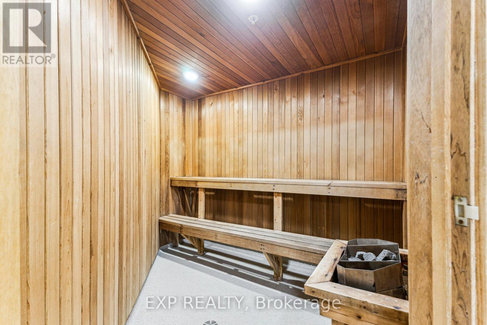 604 - 6 Toronto Street, Barrie, Ontario  L4N 9R2 - Photo 21 - S12890902