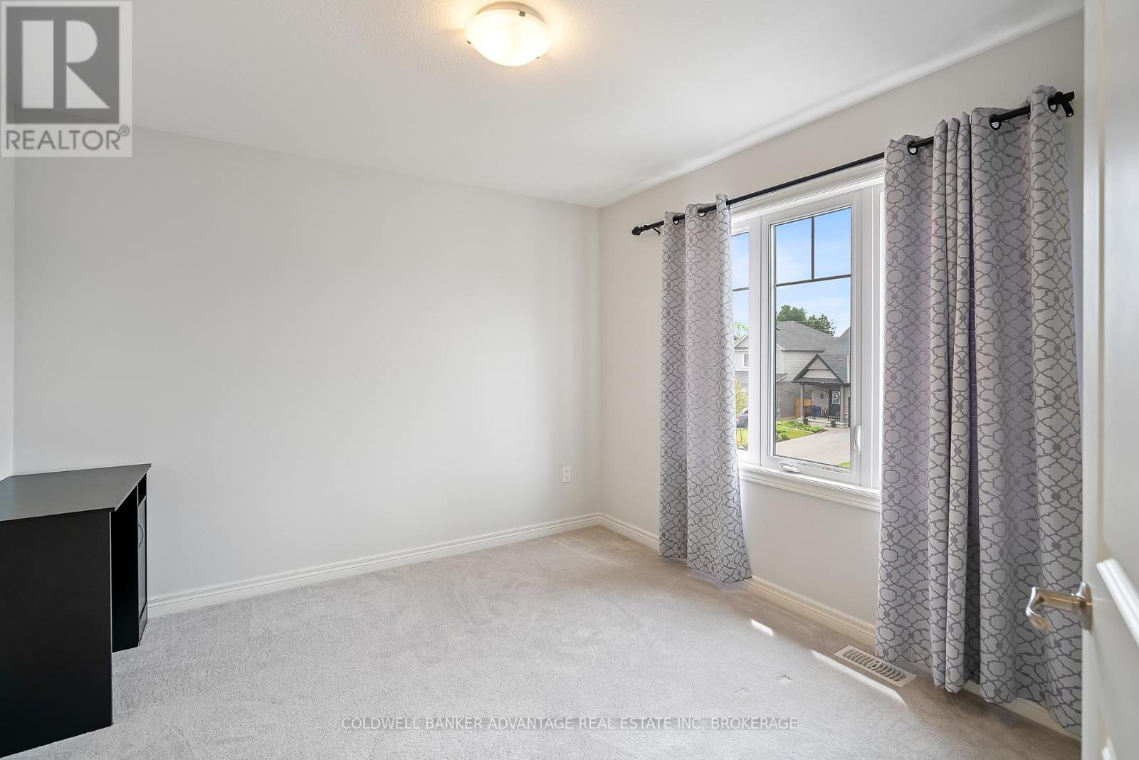 3645 Allen Trail, Fort Erie, Ontario  L0S 1N0 - Photo 25 - X12879528