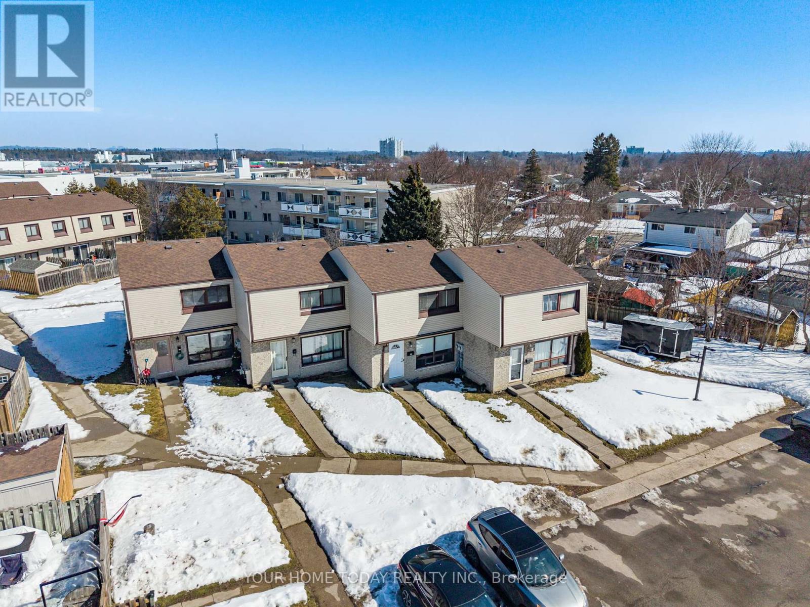 29 - 108 Sinclair Avenue, Halton Hills, Ontario  L7G 1J4 - Photo 2 - W12890800