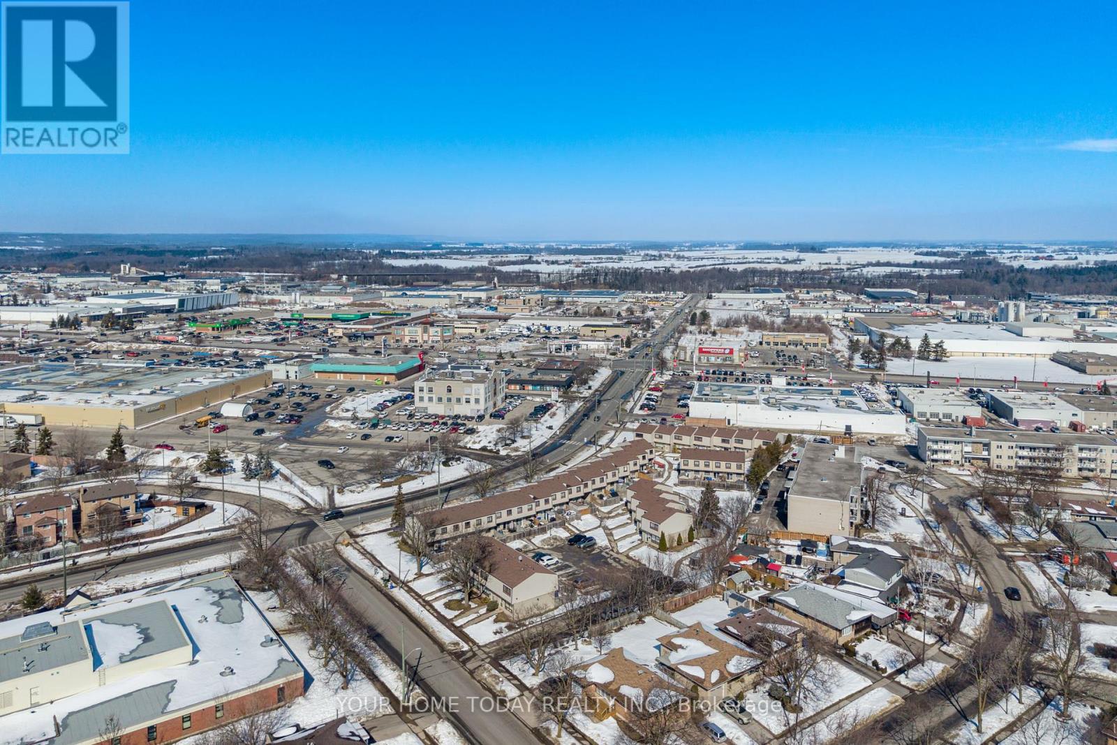 29 - 108 Sinclair Avenue, Halton Hills, Ontario  L7G 1J4 - Photo 5 - W12890800