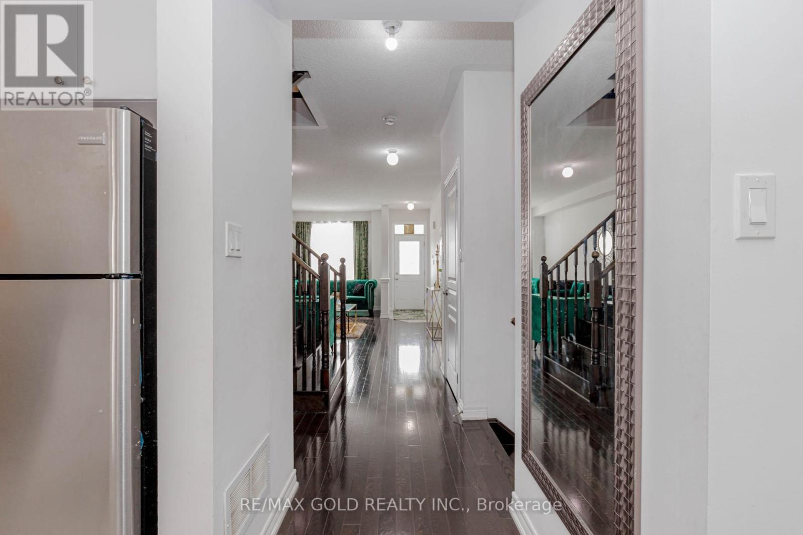 39 Chesterwood Crescent, Brampton, Ontario  L6Y 0Z4 - Photo 22 - W12890818