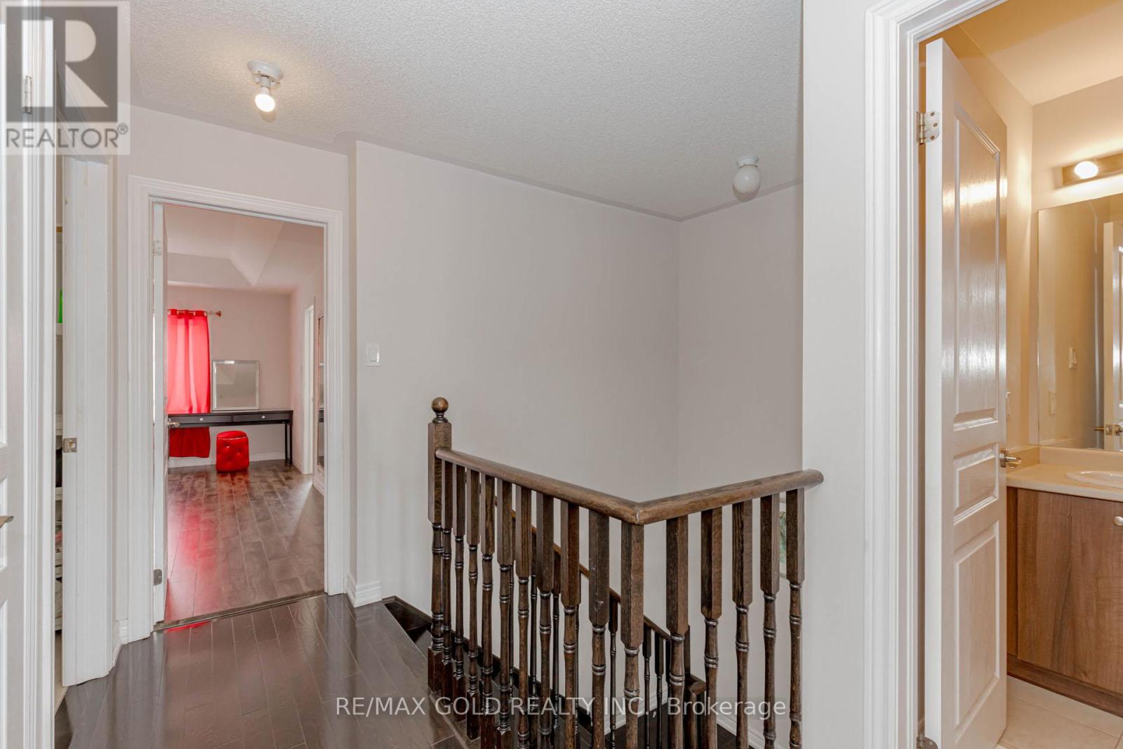 39 Chesterwood Crescent, Brampton, Ontario  L6Y 0Z4 - Photo 26 - W12890818