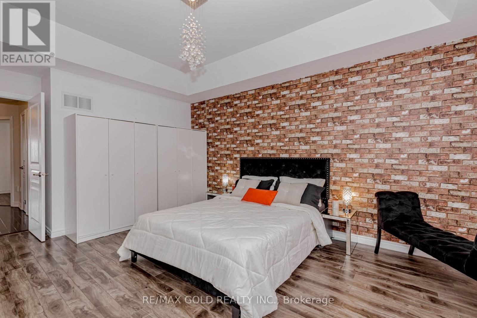 39 Chesterwood Crescent, Brampton, Ontario  L6Y 0Z4 - Photo 28 - W12890818