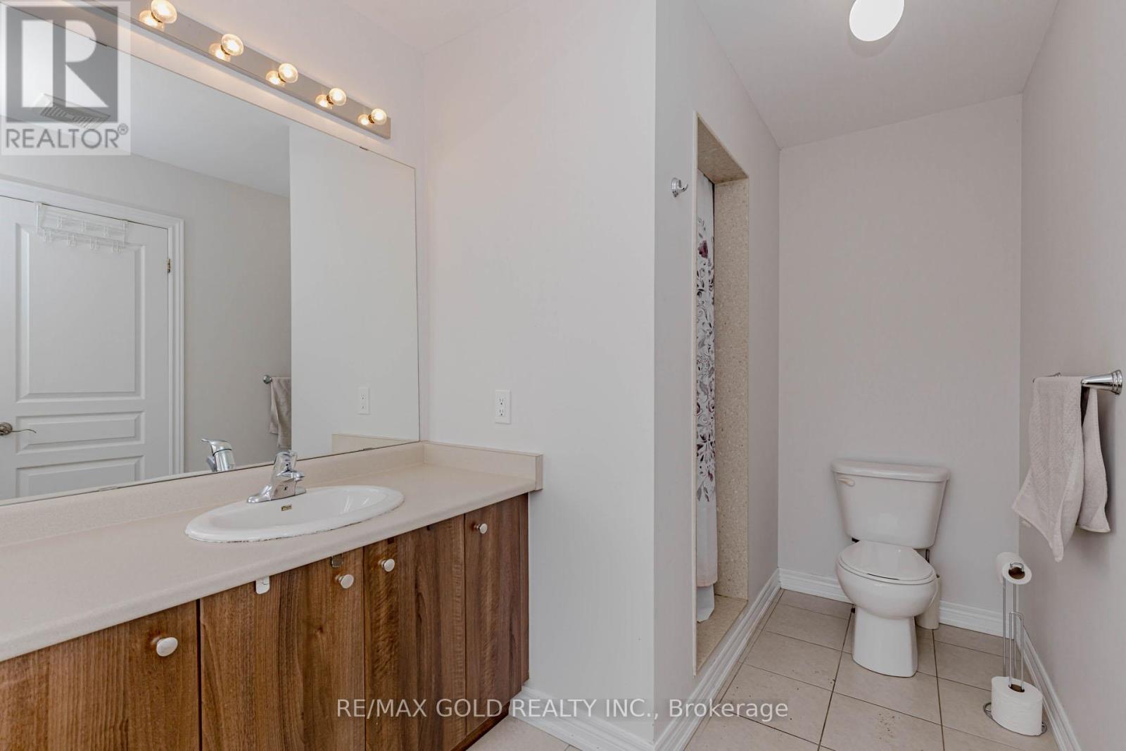 39 Chesterwood Crescent, Brampton, Ontario  L6Y 0Z4 - Photo 33 - W12890818