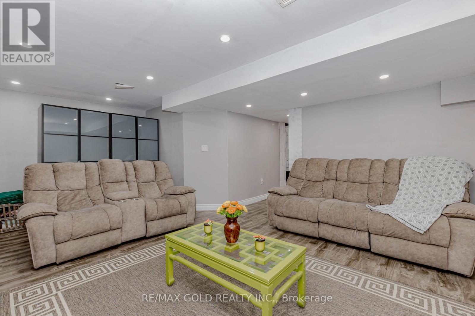 39 Chesterwood Crescent, Brampton, Ontario  L6Y 0Z4 - Photo 50 - W12890818