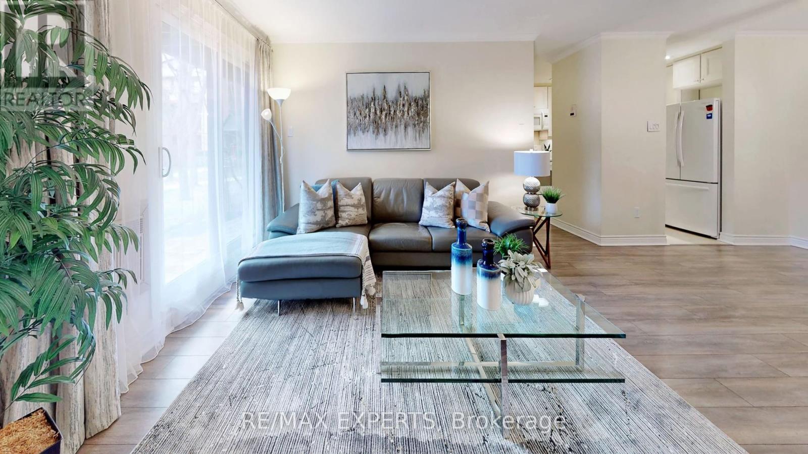 814 - 1508 Pilgrims Way, Oakville, Ontario  L6M 3H1 - Photo 4 - W12890960