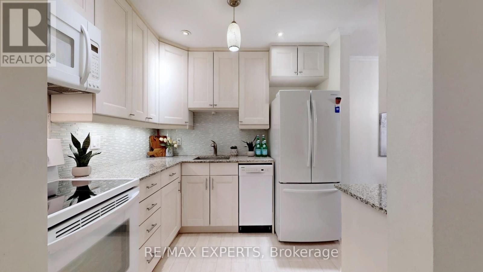 814 - 1508 Pilgrims Way, Oakville, Ontario  L6M 3H1 - Photo 7 - W12890960