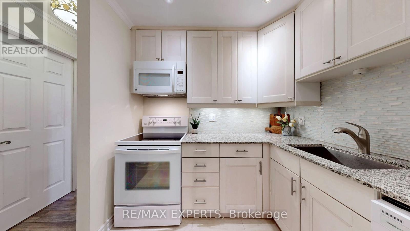 814 - 1508 Pilgrims Way, Oakville, Ontario  L6M 3H1 - Photo 8 - W12890960