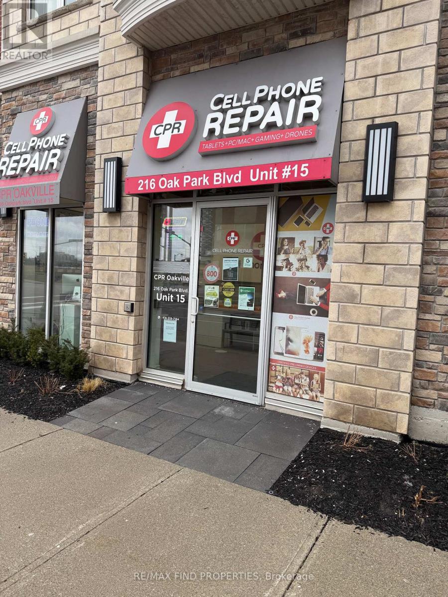 115 - 216 Oak Park Boulevard, Oakville, Ontario  L6H 7S8 - Photo 2 - W12891008