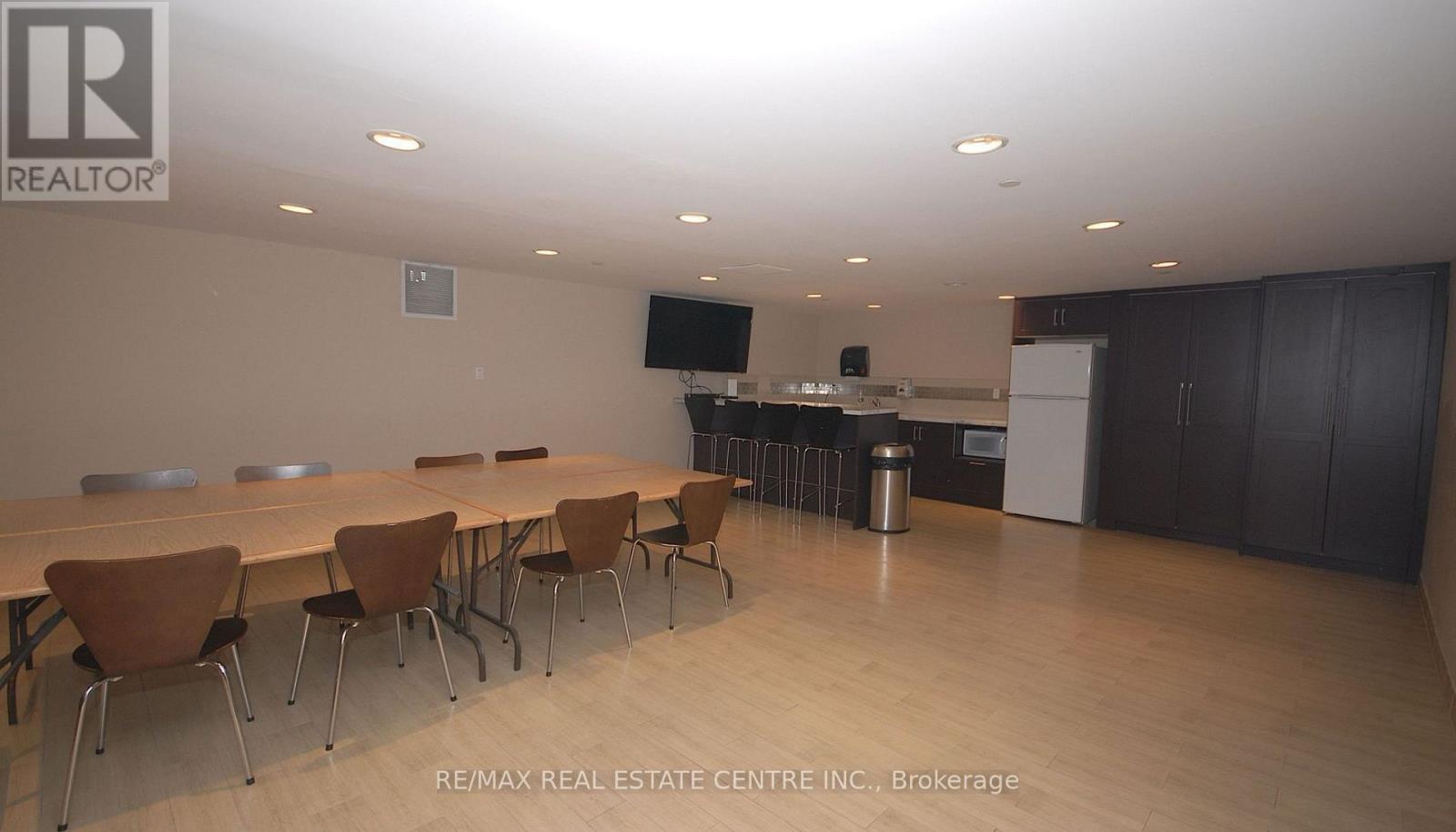 1004 - 2130 Weston Road, Toronto (Weston), Ontario  M9N 3R9 - Photo 2 - W12891010