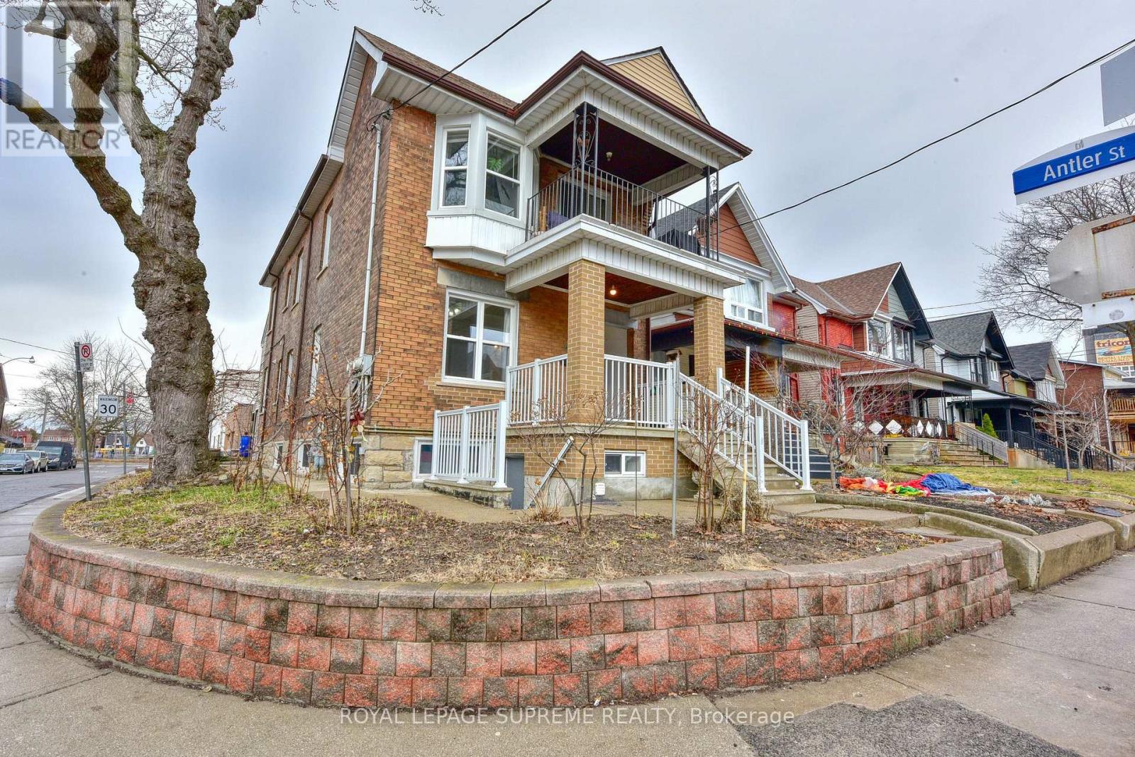 252 SYMINGTON AVENUE, Toronto, Ontario
