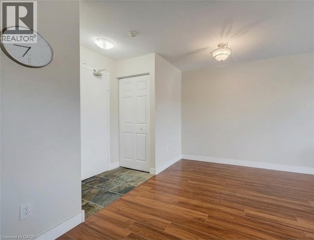 15 Hofstetter Avenue Unit# 318, Kitchener, Ontario  N2A 3Z7 - Photo 7 - 40812816