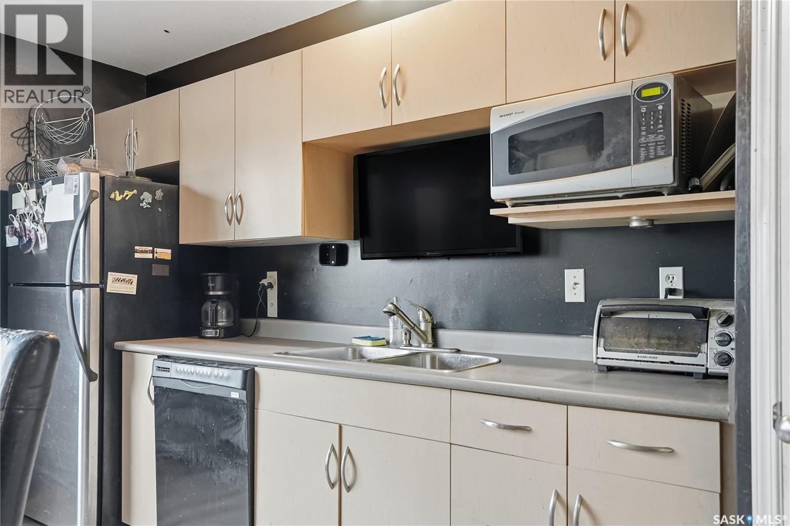 3 802 K Avenue N, Saskatoon, Saskatchewan  S7L 2N1 - Photo 9 - SK030617